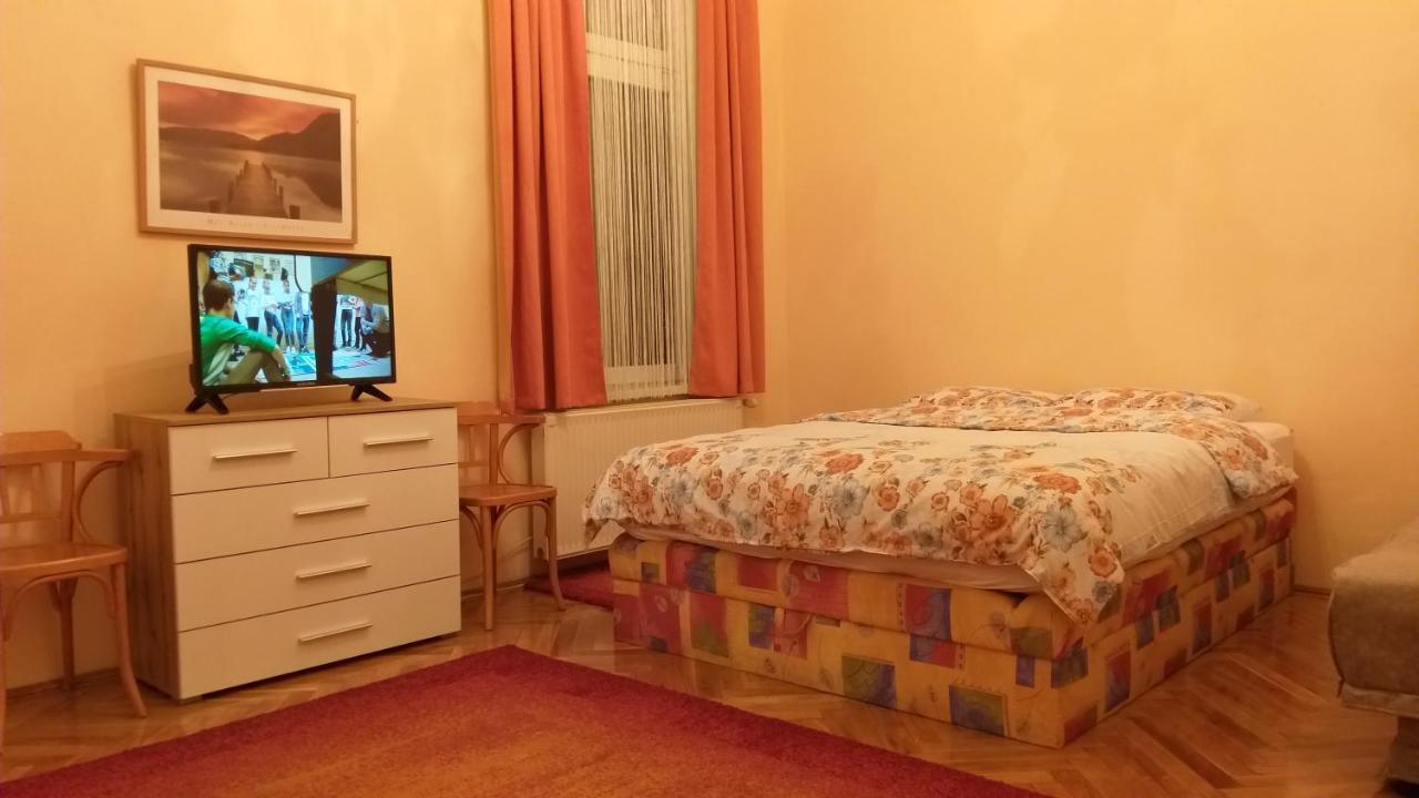 Tempo Courtyard Apartman Budapest Exterior foto